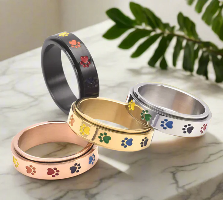 SPINNING STRESS REDUCING PAW RING