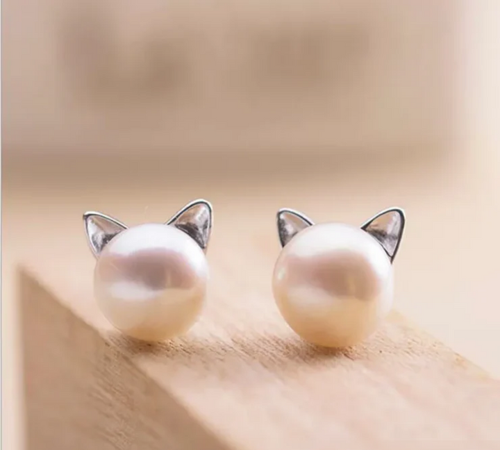 STERLING SILVER CAT PEARL STUD EARRINGS