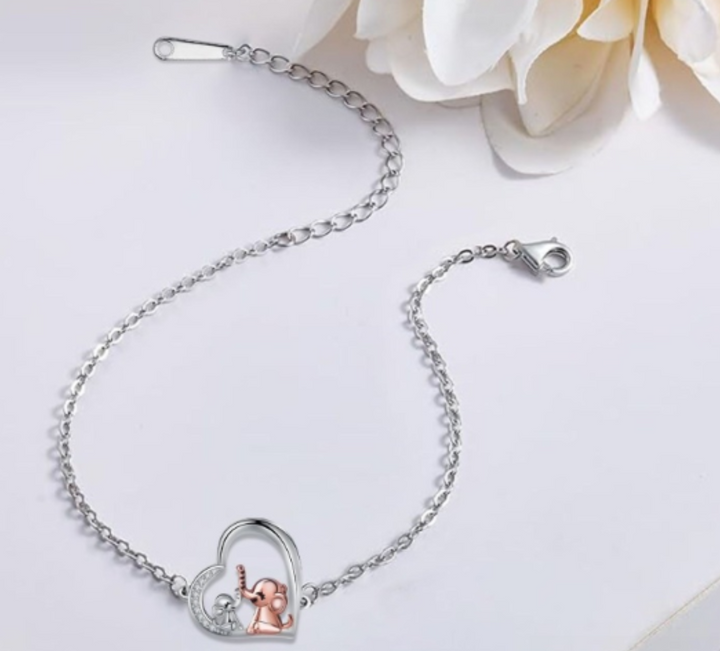 CUTE HUG SILVER BRACELET