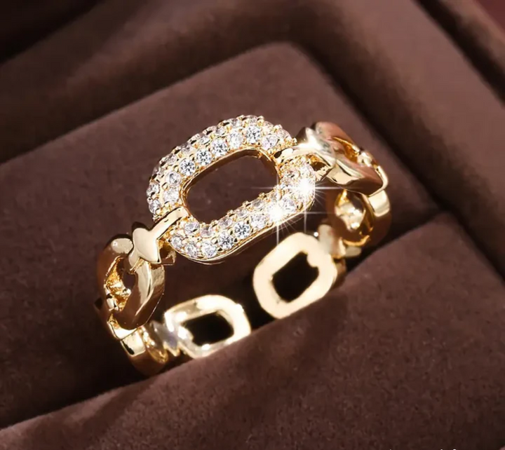 BRIGHT CHAIN GOLDEN RING