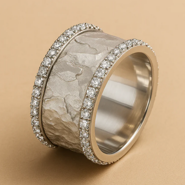 Vintage Silvered Zirconia Ring