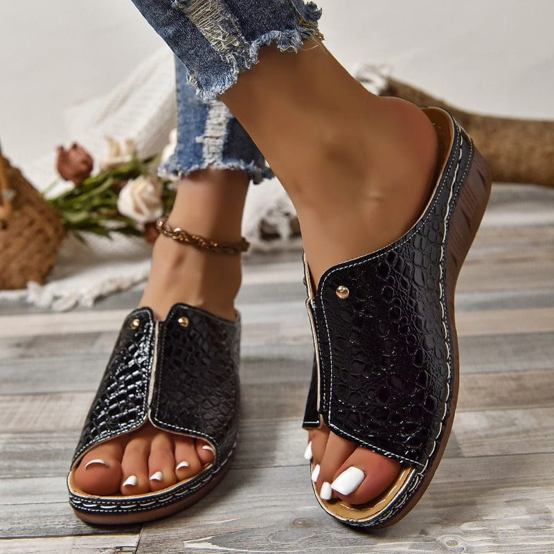 Maria Embossed Metallic Sandals