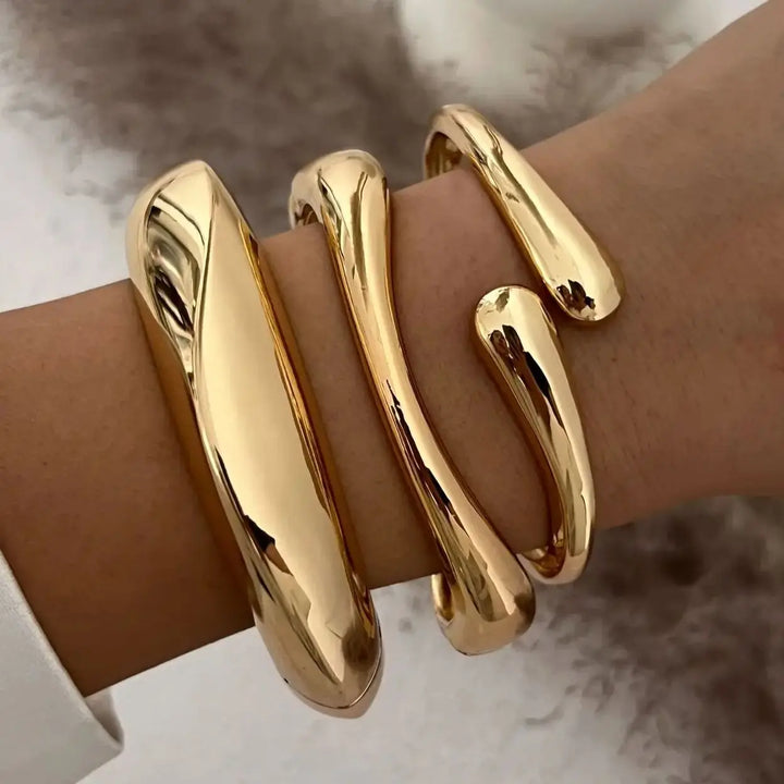 Noa | Vintage Metal Cuff Bracelet