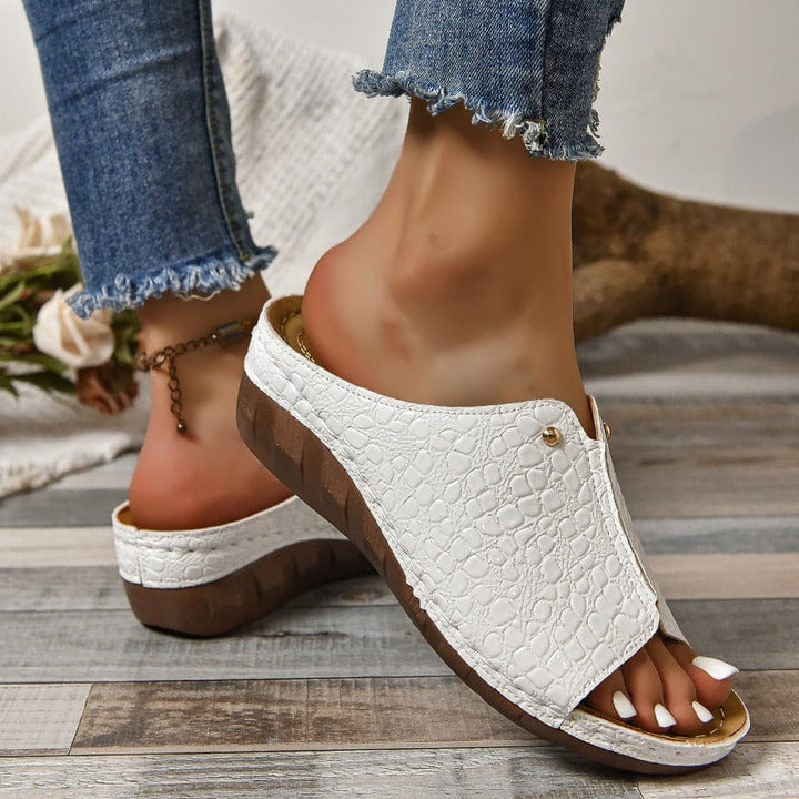 Maria Embossed Metallic Sandals