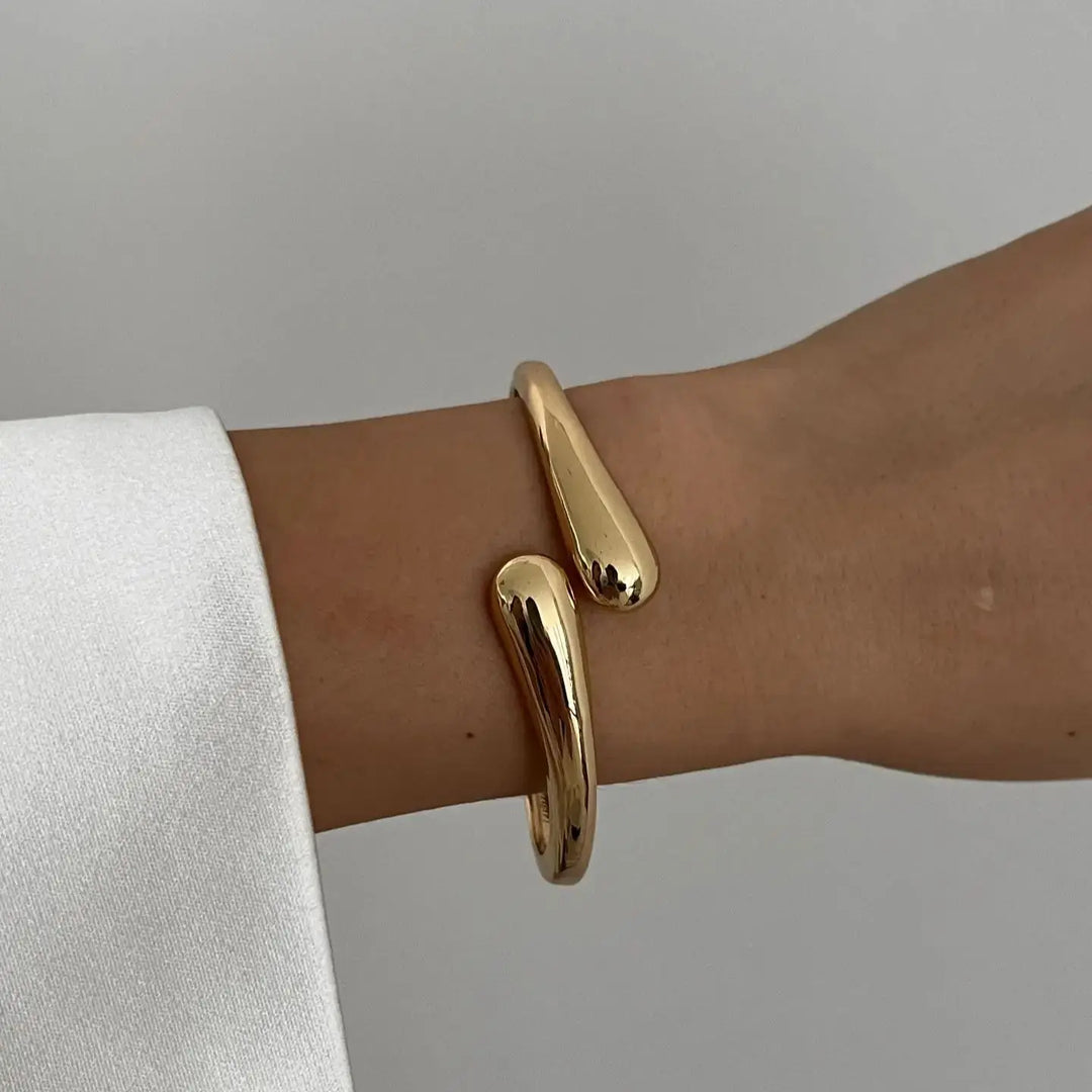 Noa | Vintage Metal Cuff Bracelet