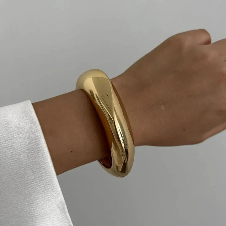 Noa | Vintage Metal Cuff Bracelet