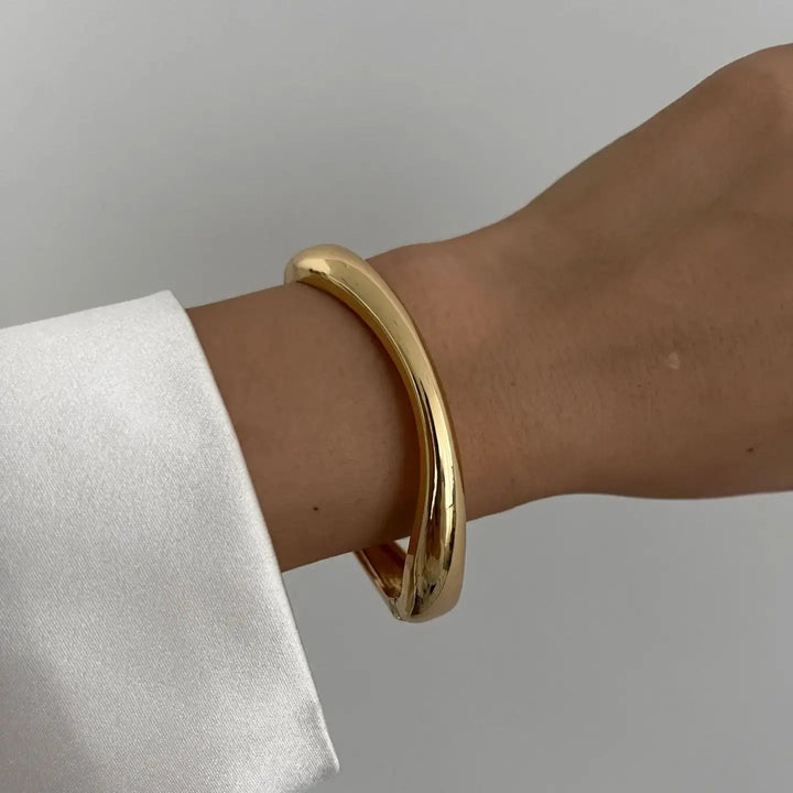 Noa | Vintage Metal Cuff Bracelet
